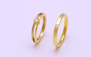 Trouwringen goud, briljant, gehamerd