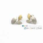 Oorstekers 'strakke blaadjes' - zilver en goud
