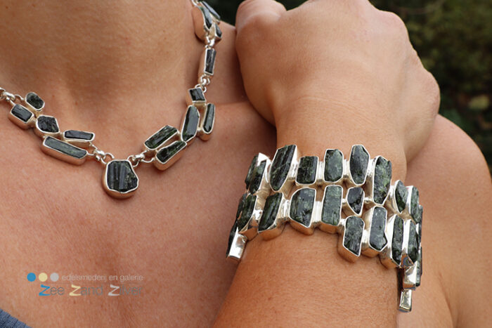 Zilveren armband en collier met natuurlijke andradiet - unica