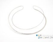 Collier van zilveren buis met draad van edelstaal