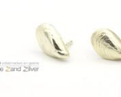 Oorstekers mossel klein - goud